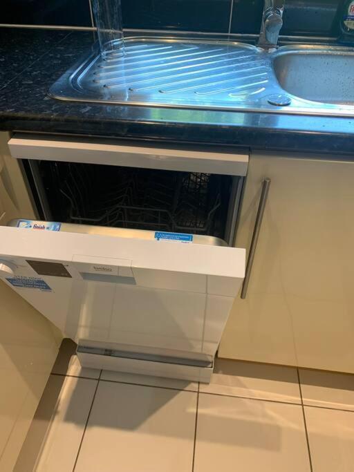 Cosy One Bed Flat Free Parking Apartment Send Luaran gambar