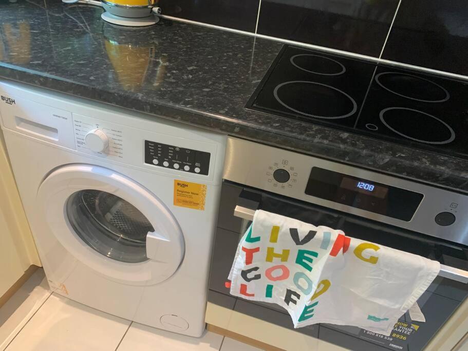 Cosy One Bed Flat Free Parking Apartment Send Luaran gambar