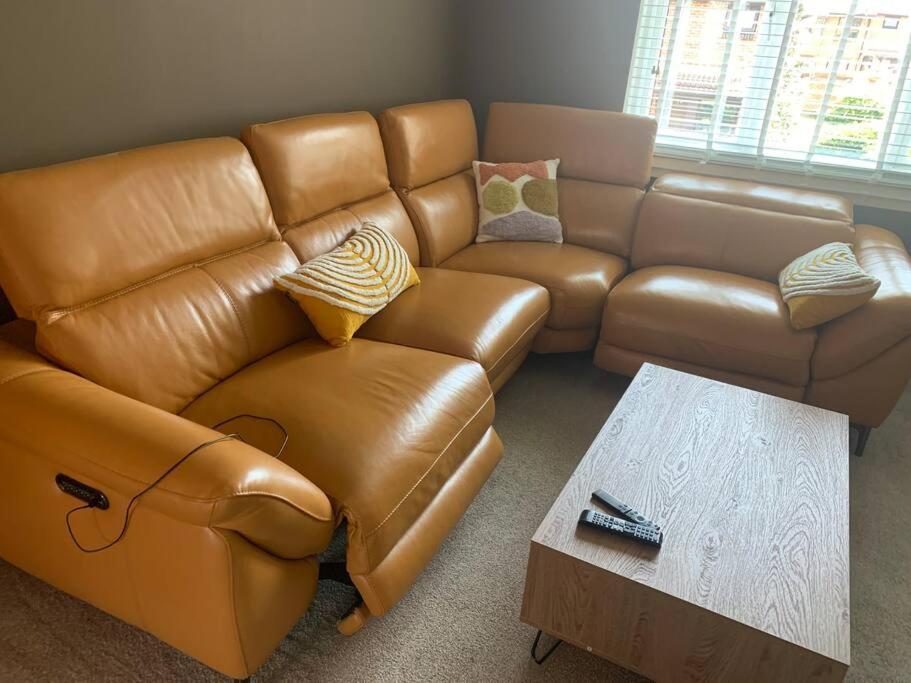 Cosy One Bed Flat Free Parking Apartment Send Luaran gambar